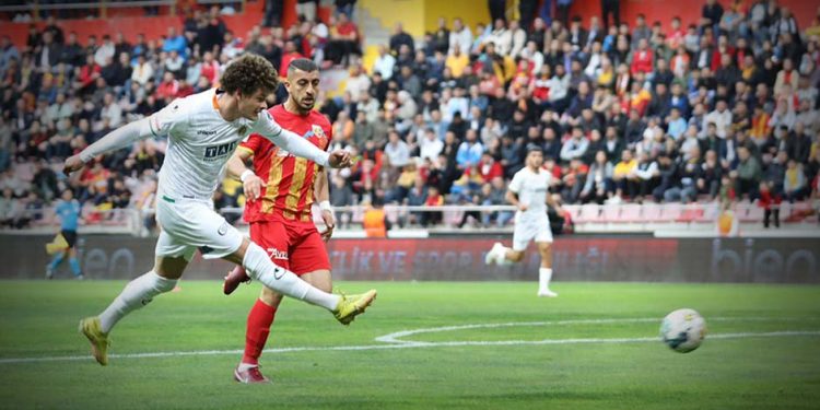Alanyaspor’dan deplasmanda dört dörtlük galibiyet