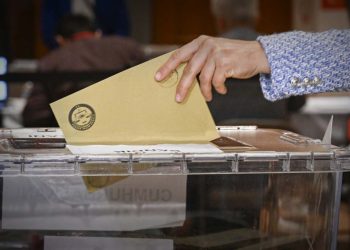 Yurt dışı oylarda tüm zamanların ilk gün rekoru