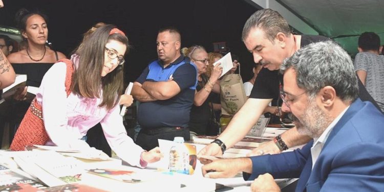 Ahmet Ümit’ten Atatürk itirafı: Linci göz almayı gerektirir