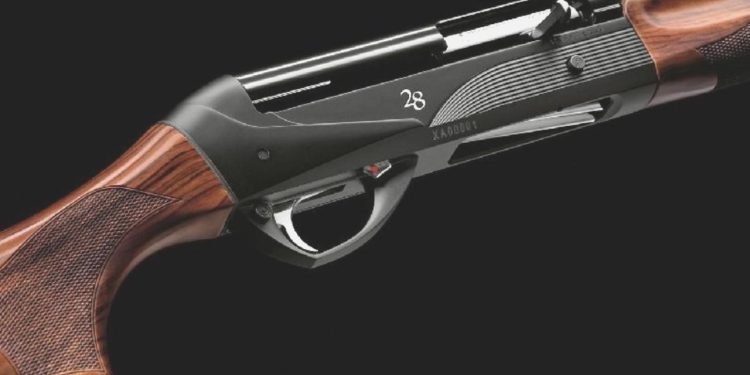 Diyarbakır’da bir çocuk av tüfeğiyle arkadaşını vurdu