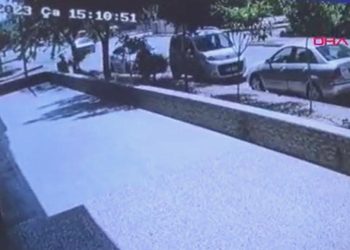 Gündüz vakti, sokak ortasında motosikleti bu türlü çaldı