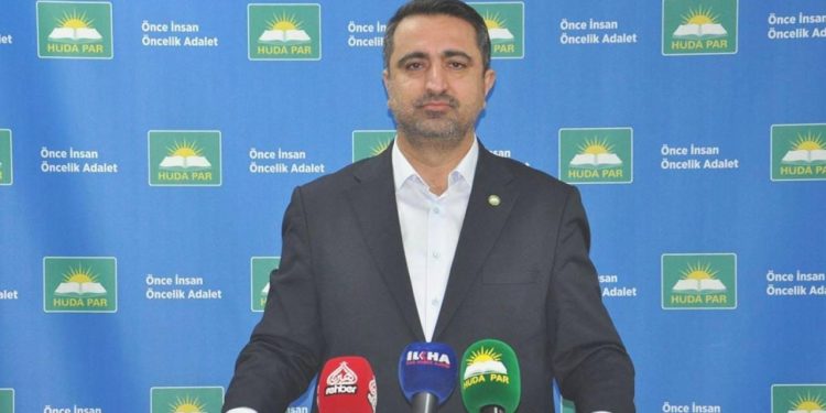 HÜDA PAR Meclis’te Bulunan Katında Bayan Çalışan İstememiş