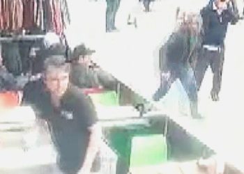 Kafede Dehşet Anları: 3 Defa Ateş Etti