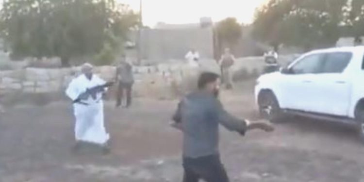 Mardin’de Dehşet Manzaralar… Uzun Namlulu İle Önüne Geleni Taradı