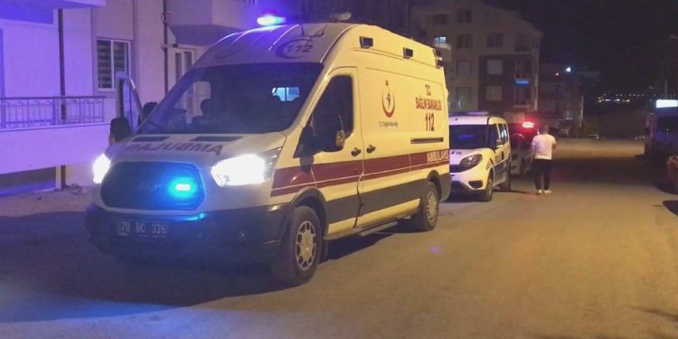 Polis Memuru Sevgilisini Kendi Silahı İle Vurdu