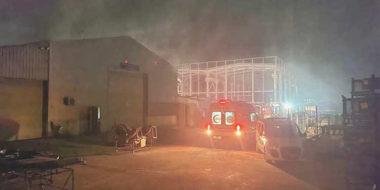 Sakarya’da traktör fabrikasında yangın!