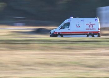 Salıncağın ipi boynuna dolanan çocuk öldü