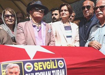 Sanatçı Süleyman Turan son seyahatine uğurlandı