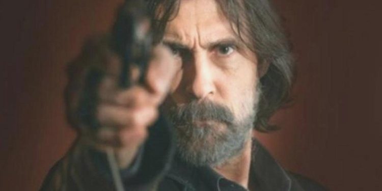 Senarist cevapladı: Behzat Ç. FETÖ’den ötürü mı kaldırıldı?