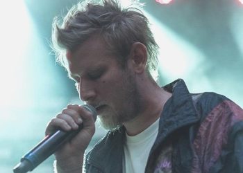 ‘Susamam’ müziğiyle gündem olan Şanışer’den ‘FETÖ’cü, PKK’lı’ savlarına müzikli cevap