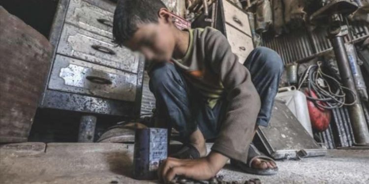 12 Haziran Dünya Çocuk İşçiliğiyle Çaba Günü: Çocuk personelliği kabahattir, yasaklanmalı