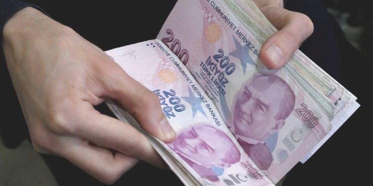 15 Milyon Emekli Artırım Haberi Bekliyor… Kademeli Artırım Planı Devrede… İşte Masadaki Formüller…