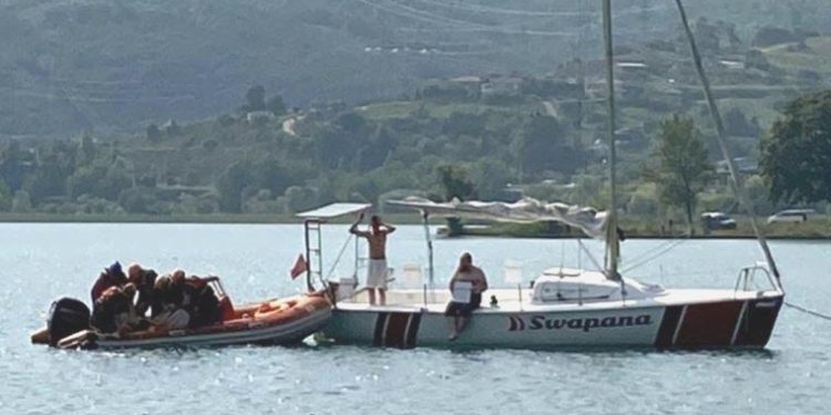 17 yaşındaki çocuk serinlemek için girdiği Sapanca Gölü’nde boğuldu