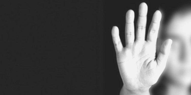 ‘6 yaşındaki çocuğu annesi istismar etti’ savı: ‘Torunlarımı bu bayandan kurtarın’