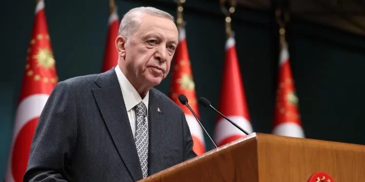 Cumhurbaşkanı Erdoğan için 101 pare top atışı