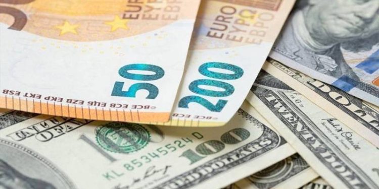 Ekonomistlerin dolar/TL kuru anketi sonuçları?