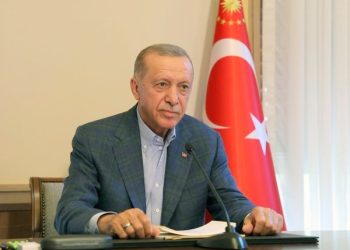 Erdoğan sert çıkıştı: Batılı kibir abidelerine öğreteceğiz!