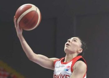 A Ulusal Bayan Basketbol Kadrosu, Macaristan’ı 69-68 mağlup etti