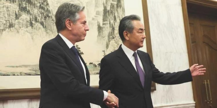 ABD Dışişleri Bakanı Blinken’ın ikili münasebetlerin en tansiyonlu periyodunda yaptığı Çin ziyareti sürüyor