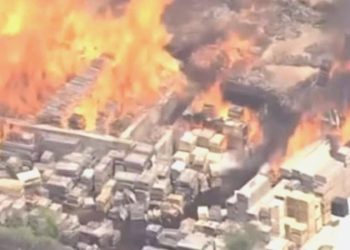 ABD’de palet fabrikasında korkutan yangın