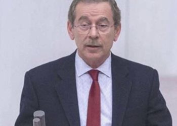 Abdüllatif Şener kimdir, kaç yaşında, nereli? Abdüllatif Şener neden istifa etti?