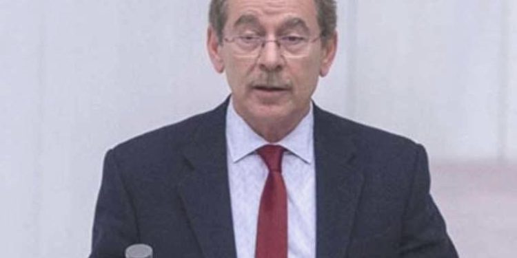 Abdüllatif Şener kimdir, kaç yaşında, nereli? Abdüllatif Şener neden istifa etti?