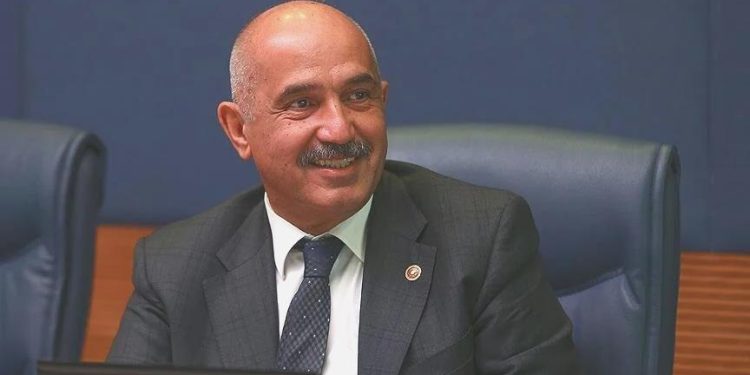 Acun Ilıcalı’nın Amcası Mustafa Ilıcalı Kimdir? Kaç Yaşında? Siyasi Mesleği