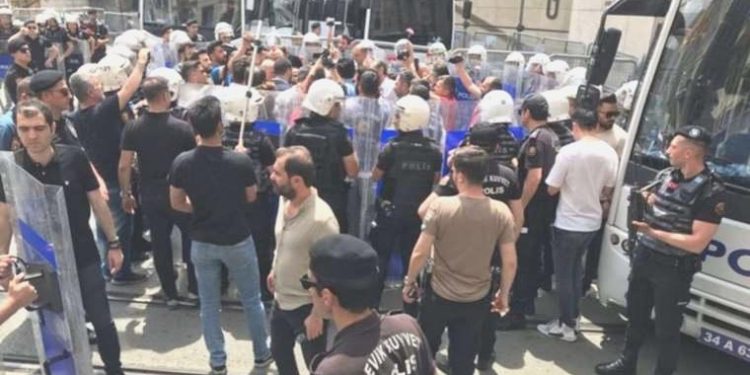 Adalet arayışının 951. haftası… Cumartesi Anneleri’ne tekrar gözaltı!