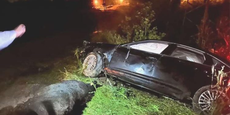 AK Parti Küme Başkanvekili Yenişehirlioğlu ve oğlu Afyonkarahisar’da trafik kazasında yaralandı