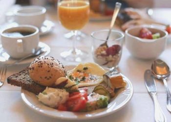 ‘Akdeniz tipi beslenmeyle kolon kanseri riski azaltılabilir’