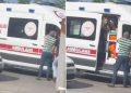 Ambulansa hem yol vermedi hem önünü kesip ‘hasta mı var’ diye sordu
