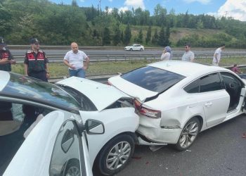 Ankara Yolunda Zincirleme Kaza: Araç Kuyruğu Oluştu