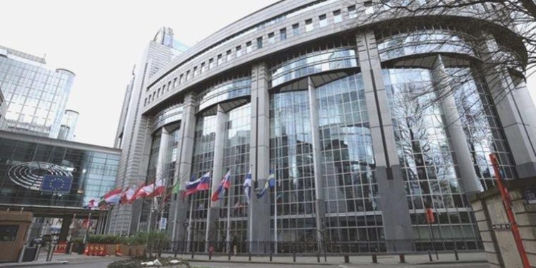 AP irtibatlı yolsuzluk soruşturmasında iki milletvekilinin ofisi arandı