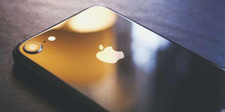 Apple kararını verdi, o telefonların fişini çekiyor: Artık güncellenmeyecek!