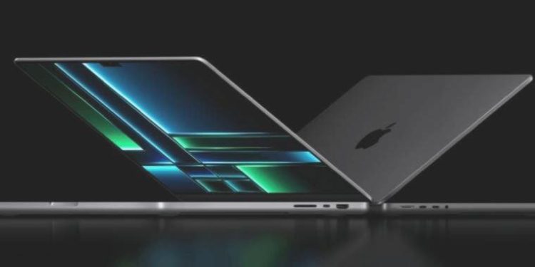 Apple, WWDC’de 15 inç büyüklüğündeki yeni MacBook Air’ı tanıttı