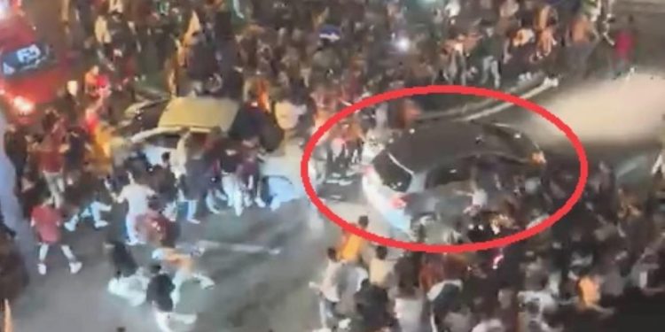 Arabasıyla şampiyonluk kutlayan taraftarların ortasına dalmıştı! Sözü ortaya çıktı