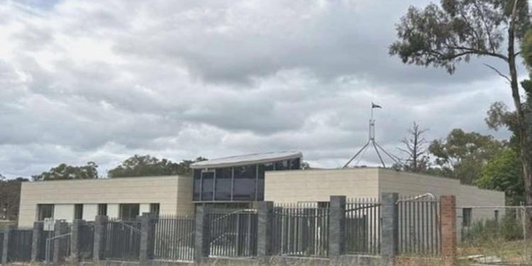 Avustralya, casusluk riski nedeniyle Rusya’nın parlamento yakınındaki büyükelçilik inşasını durdu