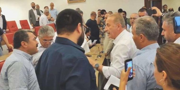 Aydın’da belediye meclisinde ‘seçim’ gerginliği!