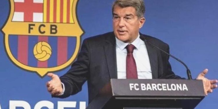Barcelona’dan Messi açıklaması! ‘Baskıdan uzak olmayı seçti’