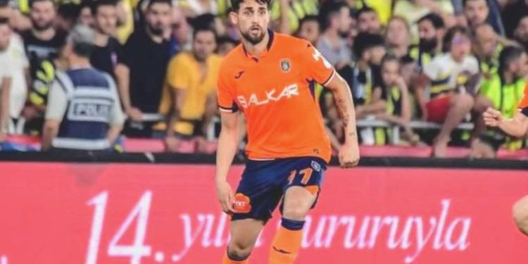 Başakşehir veda etti: Adnan Januzaj