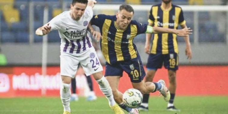 Belediye Derincespor TFF 2. Lig’e yükseldi