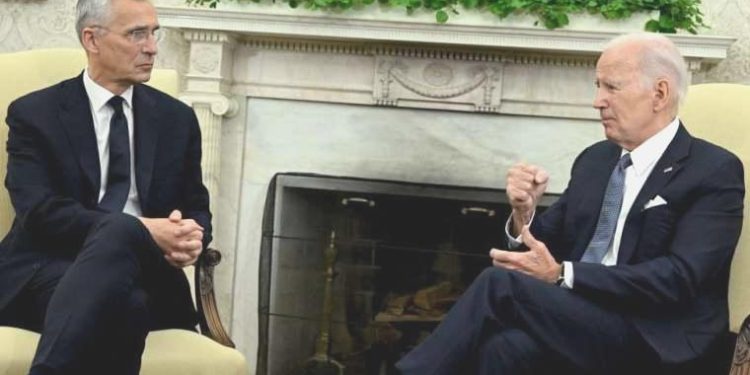 Beyaz Saray: İsveç en kısa müddette NATO üyesi olmalı