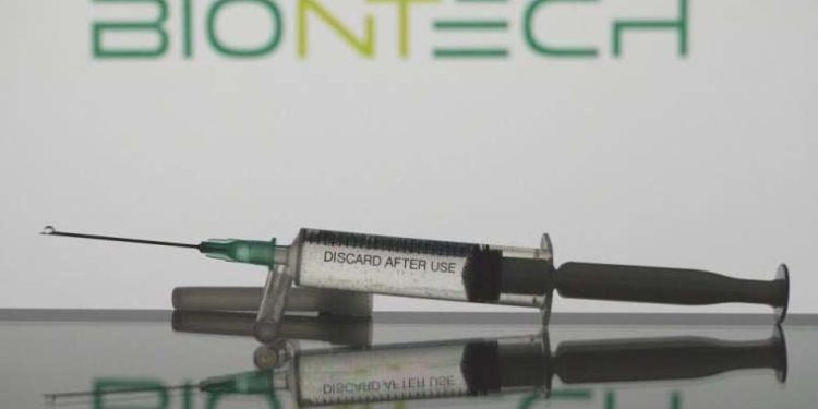 BioNTech, Covid 19 aşısıyla ilgili olarak Almanya’da birinci sefer mahkemeye çıkıyor