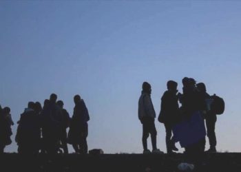 Bir haftada 1212 sistemsiz göçmen hudut dışı edildi