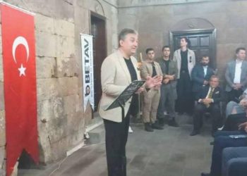 Bitlis Kitap Fuarı’na opera damgası