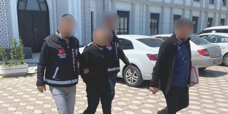 Borç- alacak tartışması kanlı bitti! Arkadaşını tabancayla öldürdü