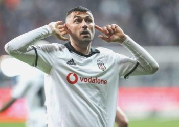 Burak Yılmaz geri dönüyor!