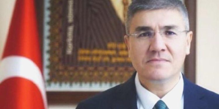 Burdur Mehmet Akif Ersoy Üniversitesi rektörü Prof. Dr. Hüseyin Dalgar kimdir?