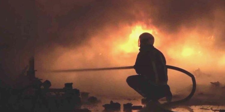 Bursa’da palet fabrikasında korkutan yangın