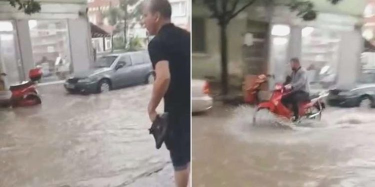 Bursa’da sağanak tesirli oldu: Sokaklar göle döndü